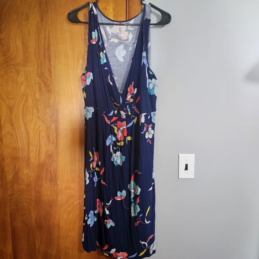 Sleeveless skater dress